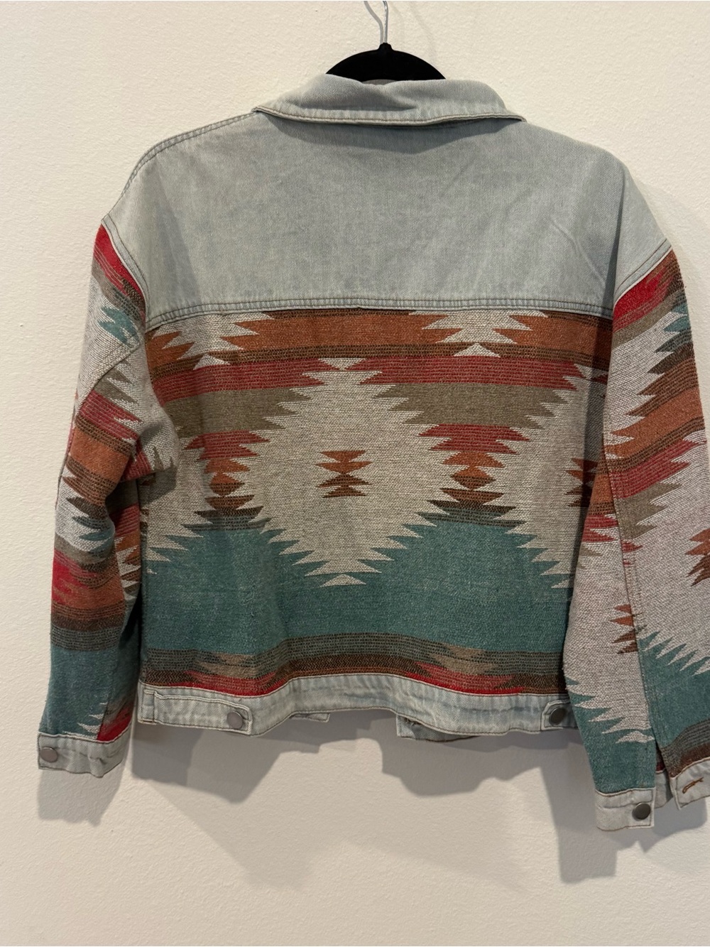 Light Wash Denim Jacket with Southwestern Teal & Rust Pattern size medium/large - Picture 2 of 3